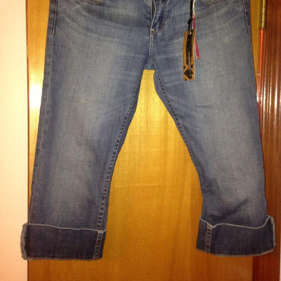 Express Capri jeans bling NWT $69.99 size 8 Zelda - Picture 3 of 4